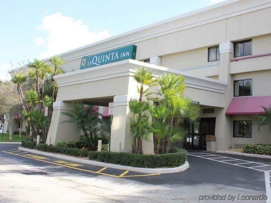 La Quinta Inn By Wyndham Ft. Lauderdale Tamarac East Lauderdale Lakes Exterior photo
